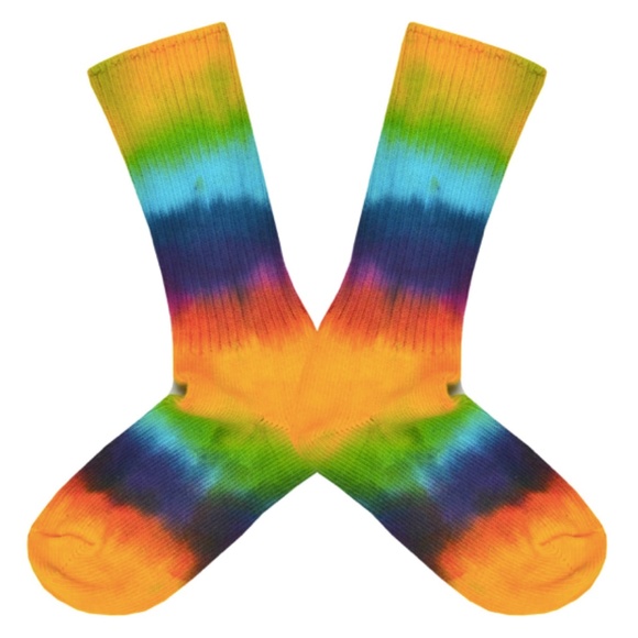 2 Pair Maggie's Organic Hand Died Crew Socks Medium Made in USA NWT - Picture 3 of 13